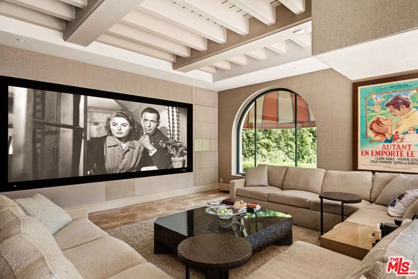Interior, Living room, Projection Screen, Recessed Lighting