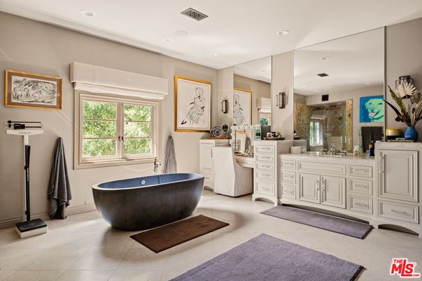 Bathroom, Dual Sink Vanities, Free Standing Baths, Interior, Recessed Lighting