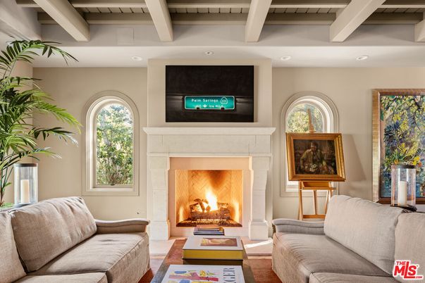 Fireplace, Interior, Living room, Recessed Lighting