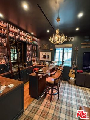 Chandelier, Interior, Recessed Lighting, Wood Texture Flooring
