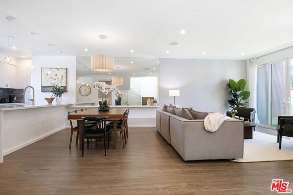 Dining room, Interior, Kitchen, Living room, Pendant Lights, Recessed Lighting, Wood Texture Flooring