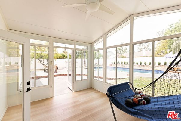 Interior, Sun Room, Wood Texture Flooring