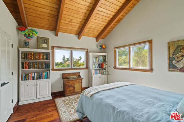 Bedroom, Interior, Wooden Beams, Wooden Ceilings, Wood Texture Flooring