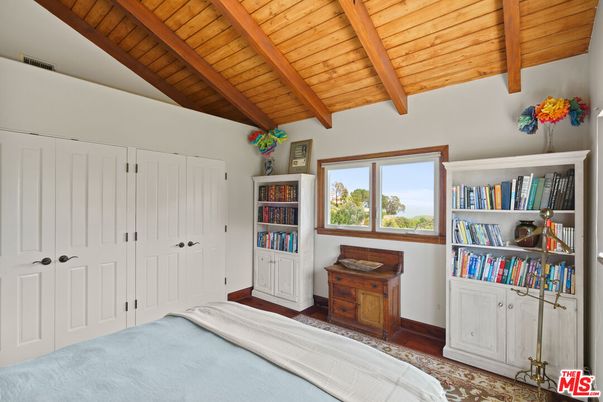 Bedroom, Interior, Wooden Beams, Wooden Ceilings