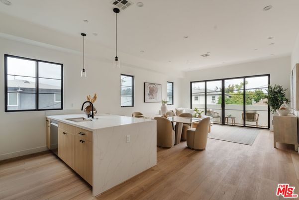 Dining room, Interior, Kitchen, Pendant Lights, Recessed Lighting, Water, Wood Texture Flooring