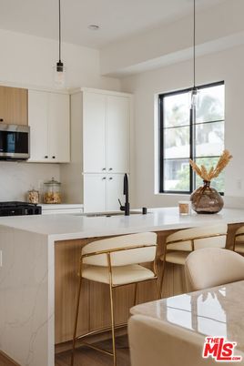 Interior, Kitchen, Pendant Lights, Wood Texture Flooring