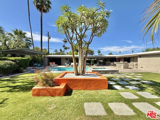 Backyard, Exterior, Pool