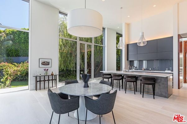 Dining room, Interior, Kitchen, Pendant Lights, Recessed Lighting, Wood Texture Flooring