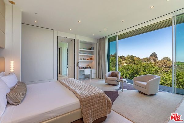 Bedroom, Interior, Pendant Lights, Recessed Lighting