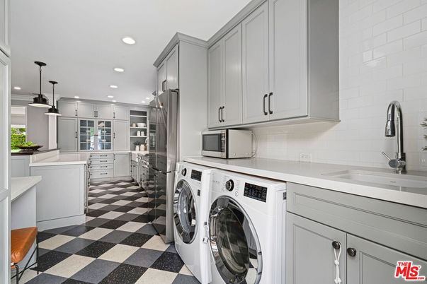 Interior, Pendant Lights, Recessed Lighting, Washer