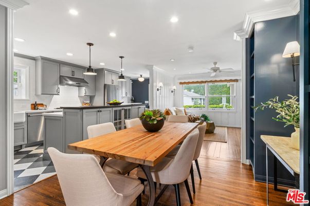 Dining room, Interior, Kitchen, Pendant Lights, Recessed Lighting, Stainless Steel Appliances, Wood Texture Flooring