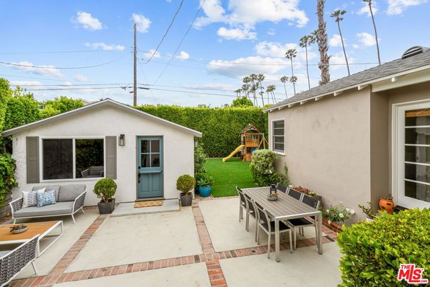 Backyard, Exterior, Playground