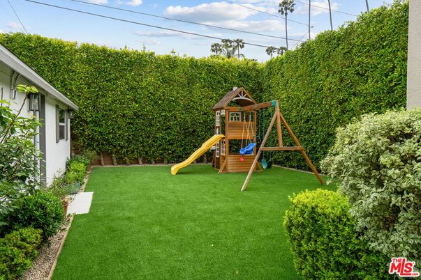 Backyard, Exterior, Playground