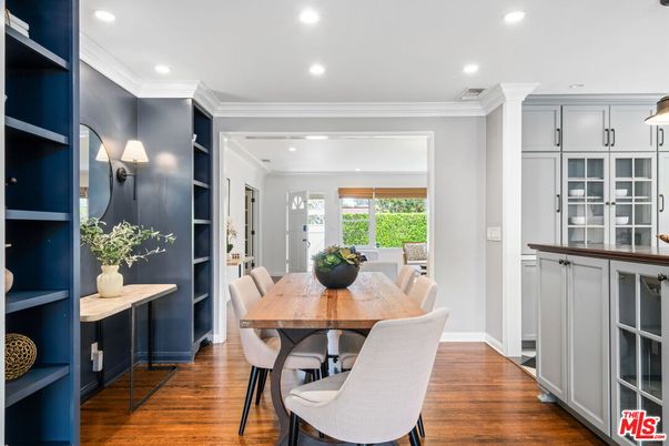 Dining room, Interior, Recessed Lighting, Wood Texture Flooring