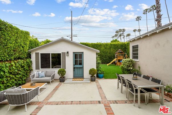 Backyard, Exterior, Playground