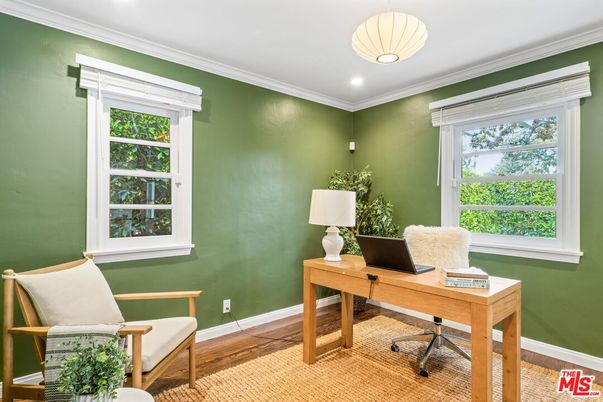 Home Office, Interior, Recessed Lighting, Wood Texture Flooring
