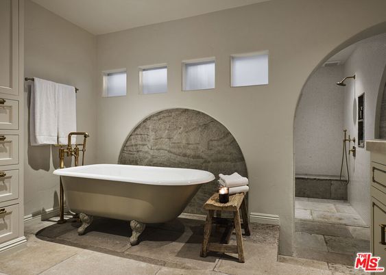 Bathroom, Free Standing Baths, Interior