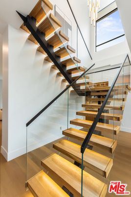 Interior, Pendant Lights, Wood Texture Flooring