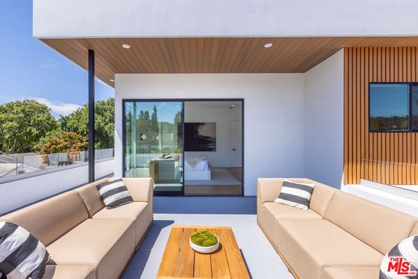 Interior, Living room, Recessed Lighting, Wooden Ceilings