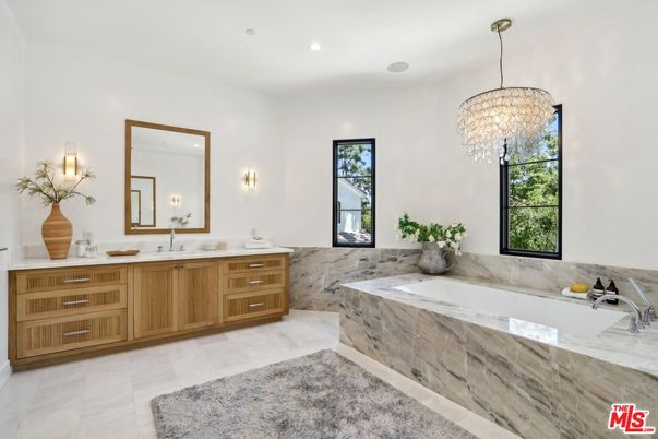 Bathroom, Chandelier, Dual Sink Vanities, Interior, Recessed Lighting