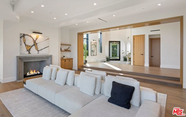 Fireplace, Interior, Living room, Pendant Lights, Recessed Lighting, Wood Texture Flooring