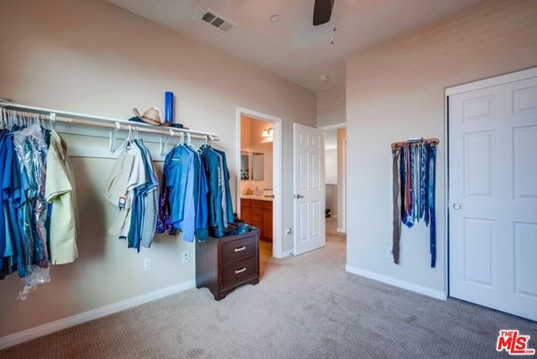 Interior, Walk-in Closets