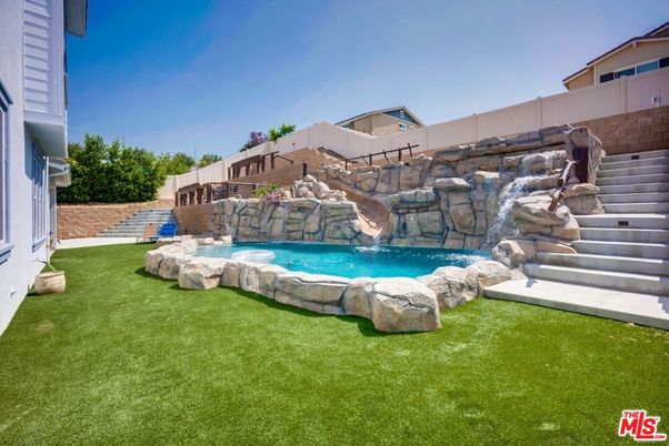 Backyard, Exterior, Pool