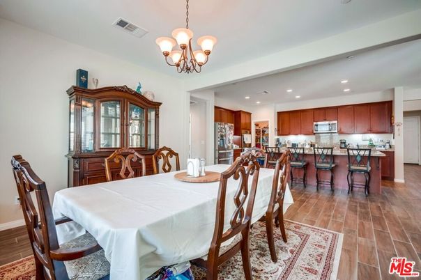Chandelier, Dining room, Interior, Kitchen, Recessed Lighting, Wood Texture Flooring