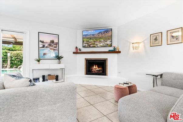 Fireplace, Interior, Living room