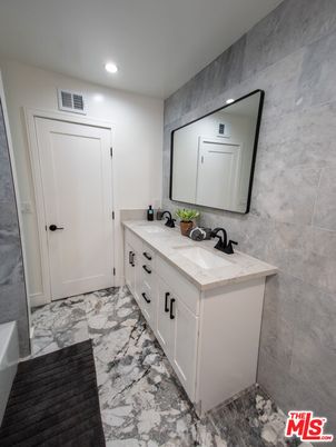 Bathroom, Dual Sink Vanities, Interior, Marble, Recessed Lighting