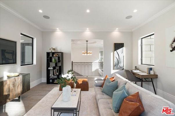 Chandelier, Interior, Living room, Pendant Lights, Recessed Lighting, Wood Texture Flooring