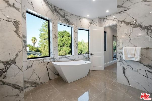 Bathroom, Free Standing Baths, Interior, Marble, Marble Walls, Recessed Lighting