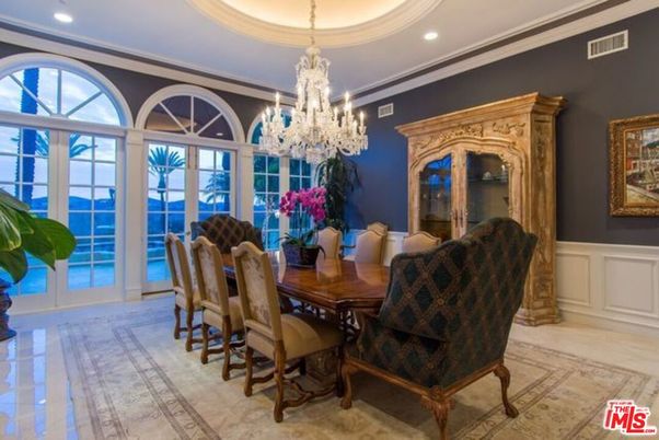 Chandelier, Dining room, Interior, Recessed Lighting