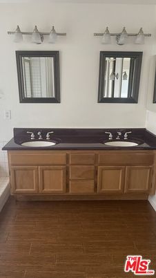 Bathroom, Dual Sink Vanities, Interior, Wood Texture Flooring
