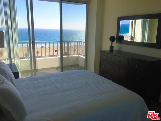 Bedroom, Interior, Water