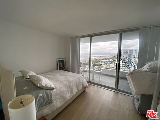 Bedroom, Interior, Water, Wood Texture Flooring