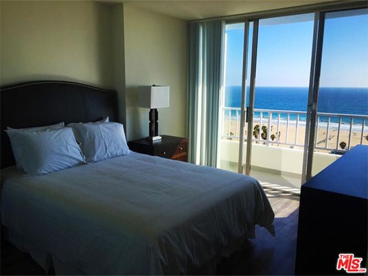 Bedroom, Interior, Water