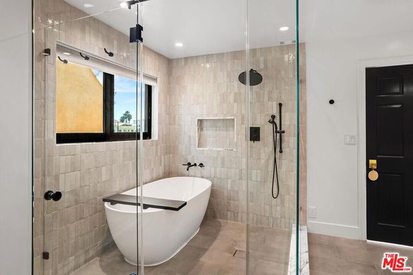 Bathroom, Free Standing Baths, Glass Shower, Interior, Recessed Lighting