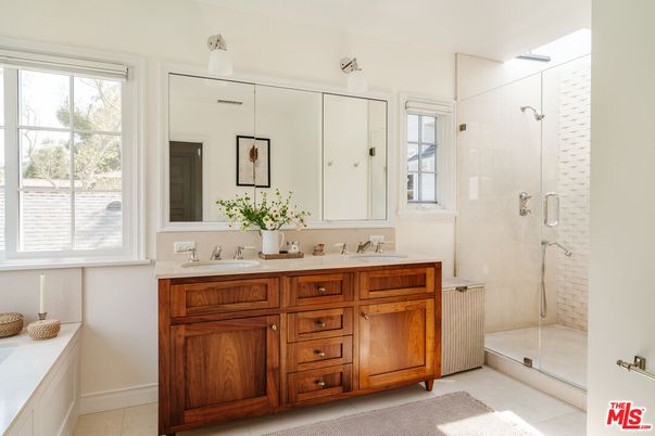 Bathroom, Dual Sink Vanities, Glass Shower, Interior