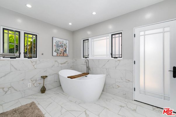 Bathroom, Free Standing Baths, Interior, Marble, Marble Walls, Recessed Lighting