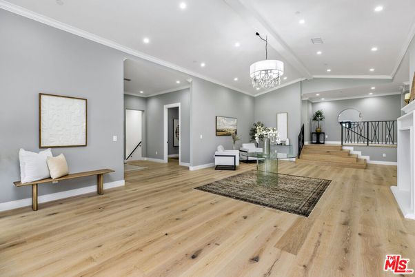 Chandelier, Interior, Recessed Lighting, Wood Texture Flooring