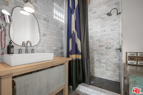 Bathroom, Interior, Stone Walls