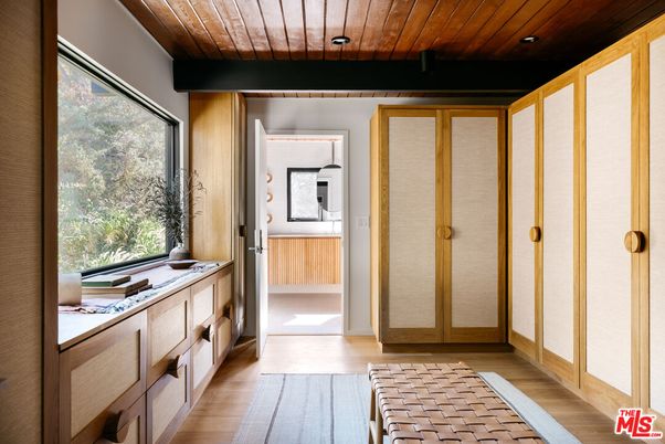 Interior, Recessed Lighting, Wooden Ceilings, Wood Texture Flooring