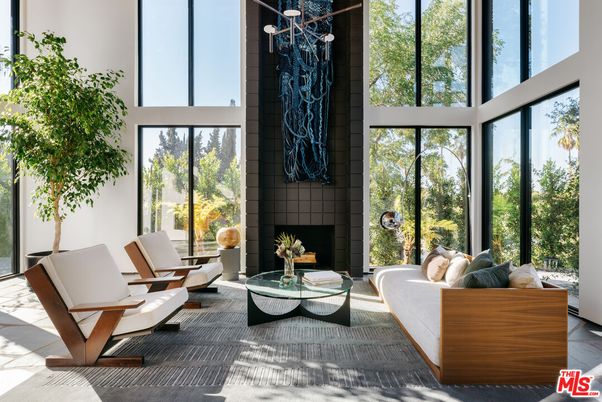 Fireplace, Interior, Living room
