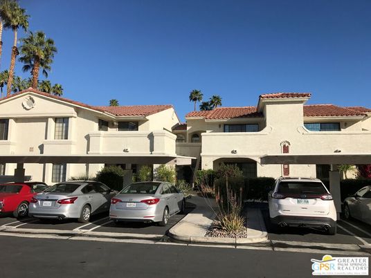 Exterior, Facade, Mediterranean
