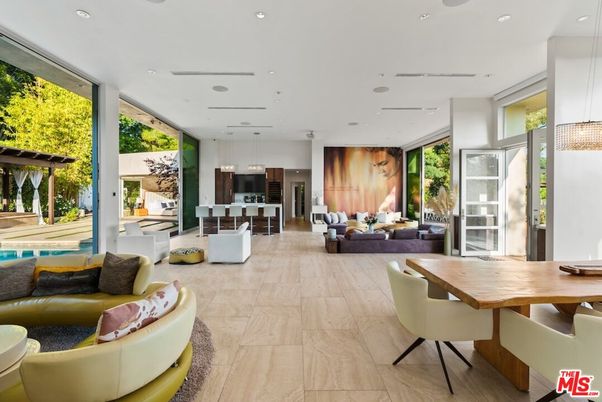 Dining room, Interior, Kitchen, Living room, Pendant Lights, Recessed Lighting