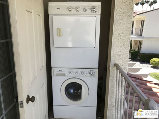 Exterior, Utility Closets, Washer