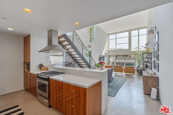 Dining room, Interior, Kitchen, Recessed Lighting, Stainless Steel Appliances