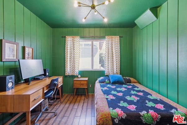 Bedroom, Home Office, Interior, Wood Texture Flooring