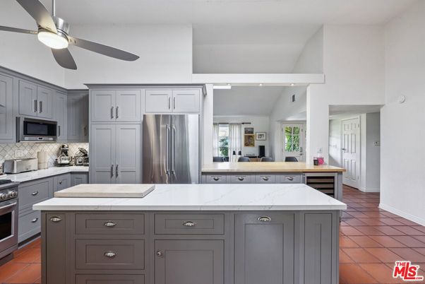 Interior, Kitchen, Stainless Steel Appliances